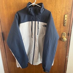 Barely worn north face jacket